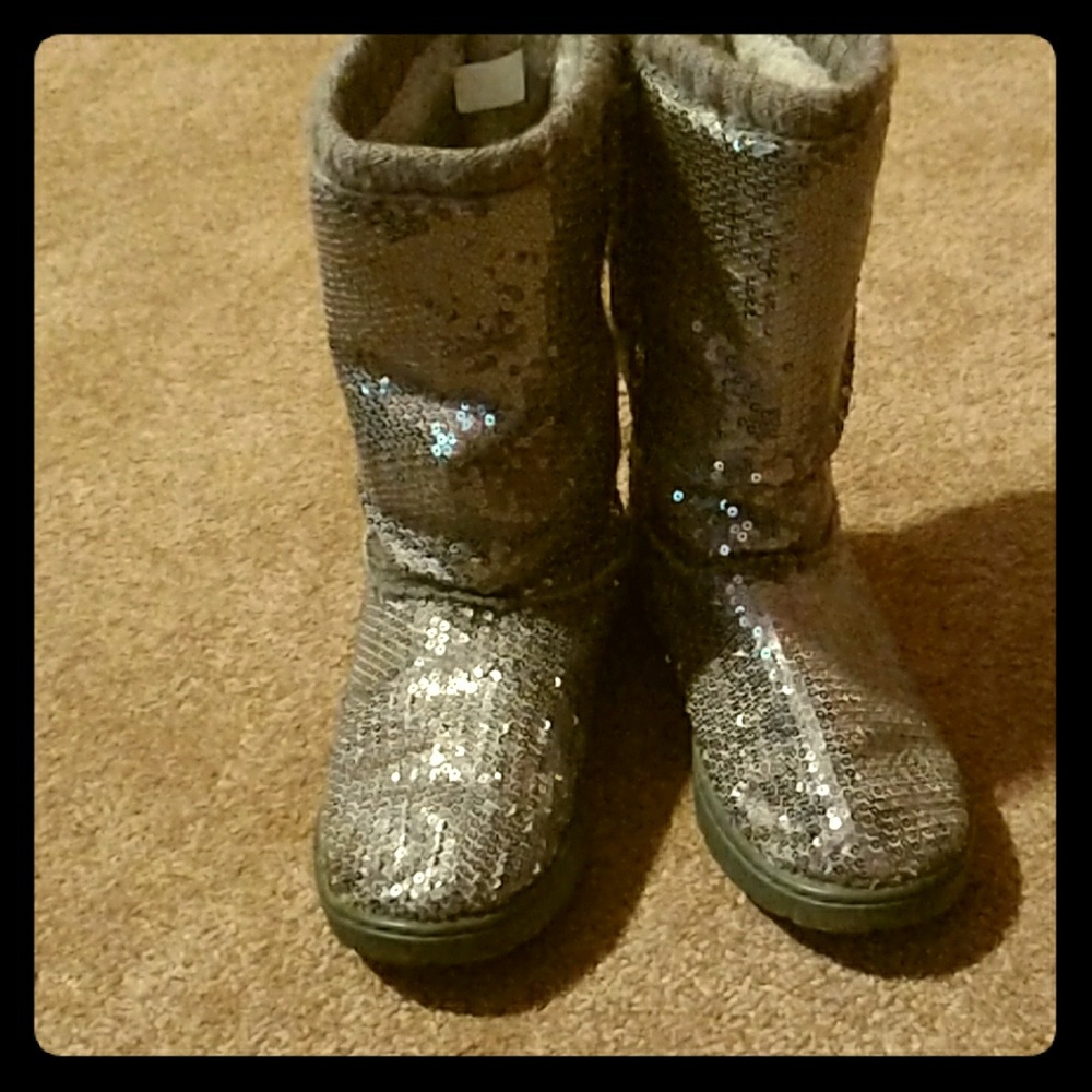 Girls silver sequins boots
